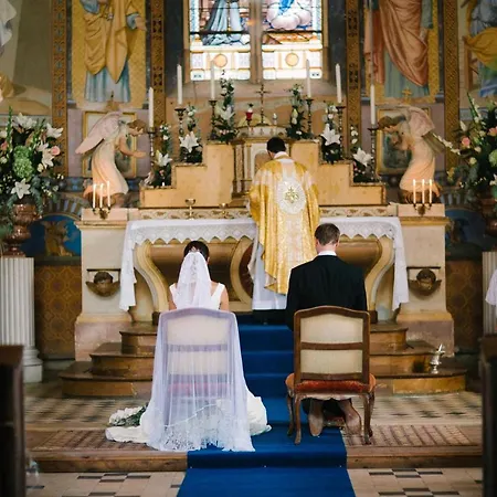 Chateau De La Barre * Conflans-sur-Anille