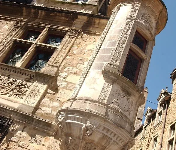 Chateau De La Barre *